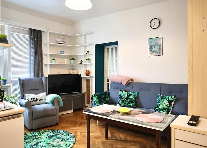 Warszawska Blisko Dworzec Pkp *